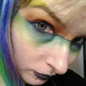 Meet your Posher, Miriamu